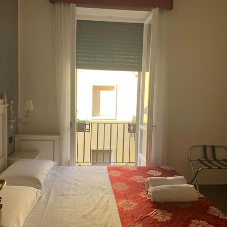 Notti Sull'Adige Hotel Verona Luaran gambar