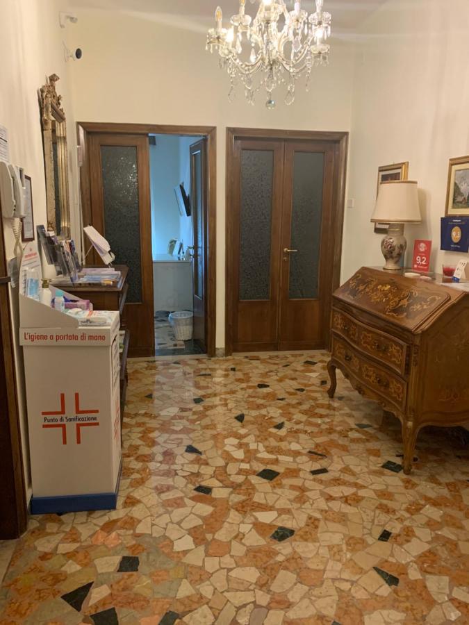Notti Sull'Adige Hotel Verona Luaran gambar