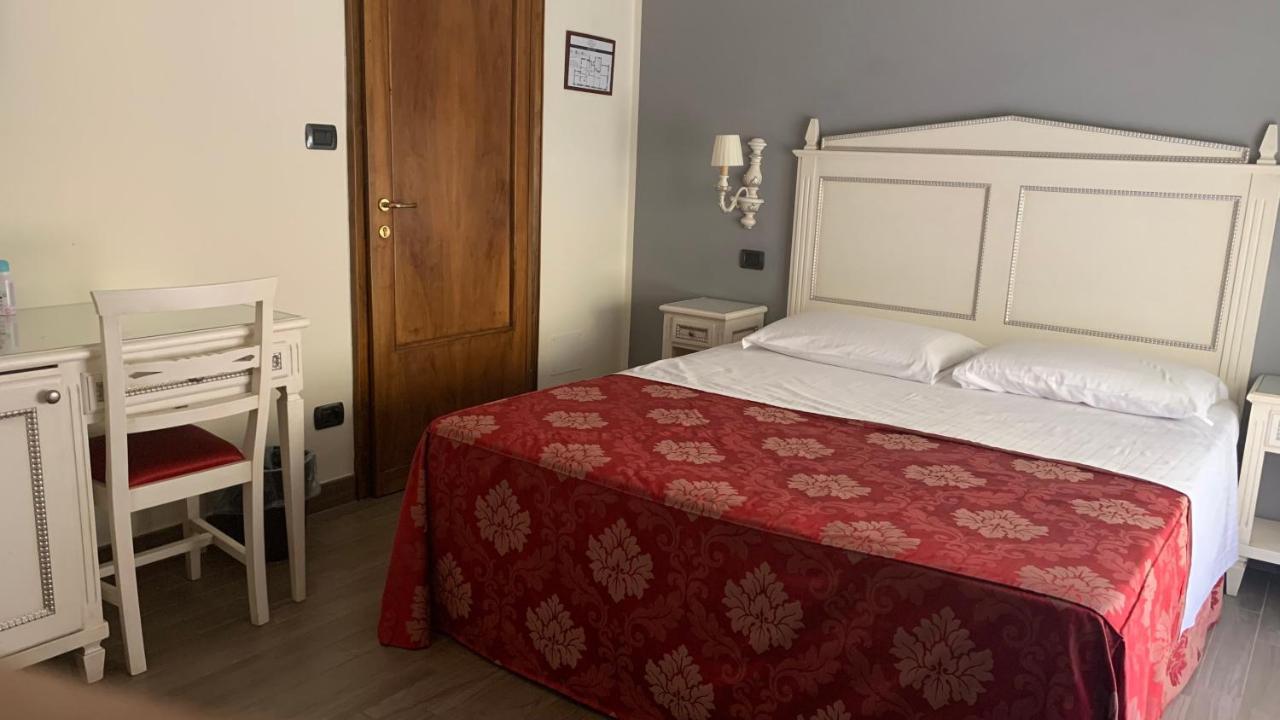 Notti Sull'Adige Hotel Verona Luaran gambar