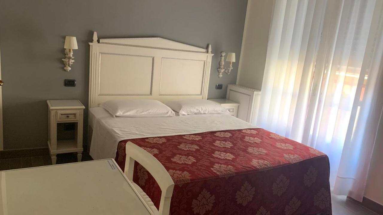 Notti Sull'Adige Hotel Verona Luaran gambar