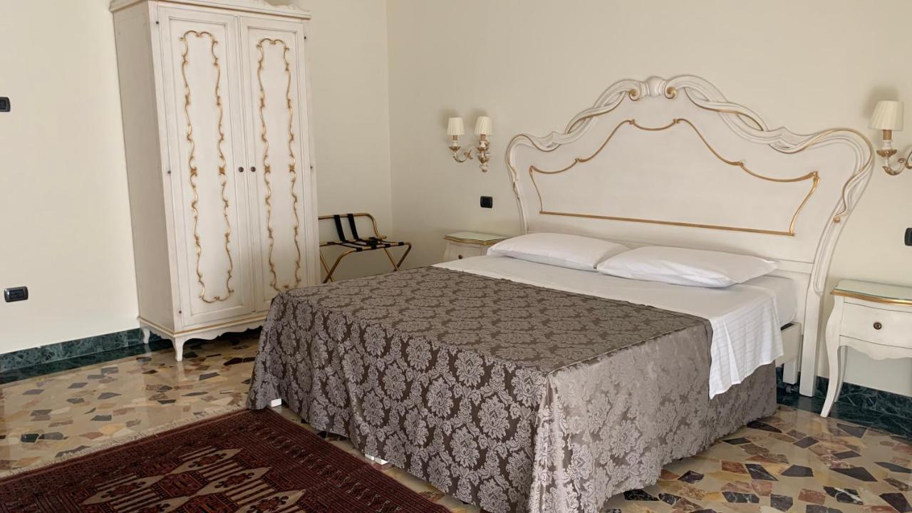 Notti Sull'Adige Hotel Verona Luaran gambar